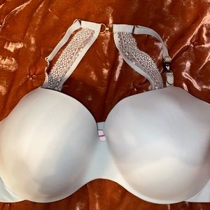 NWT incredible by VS lined demi bra
